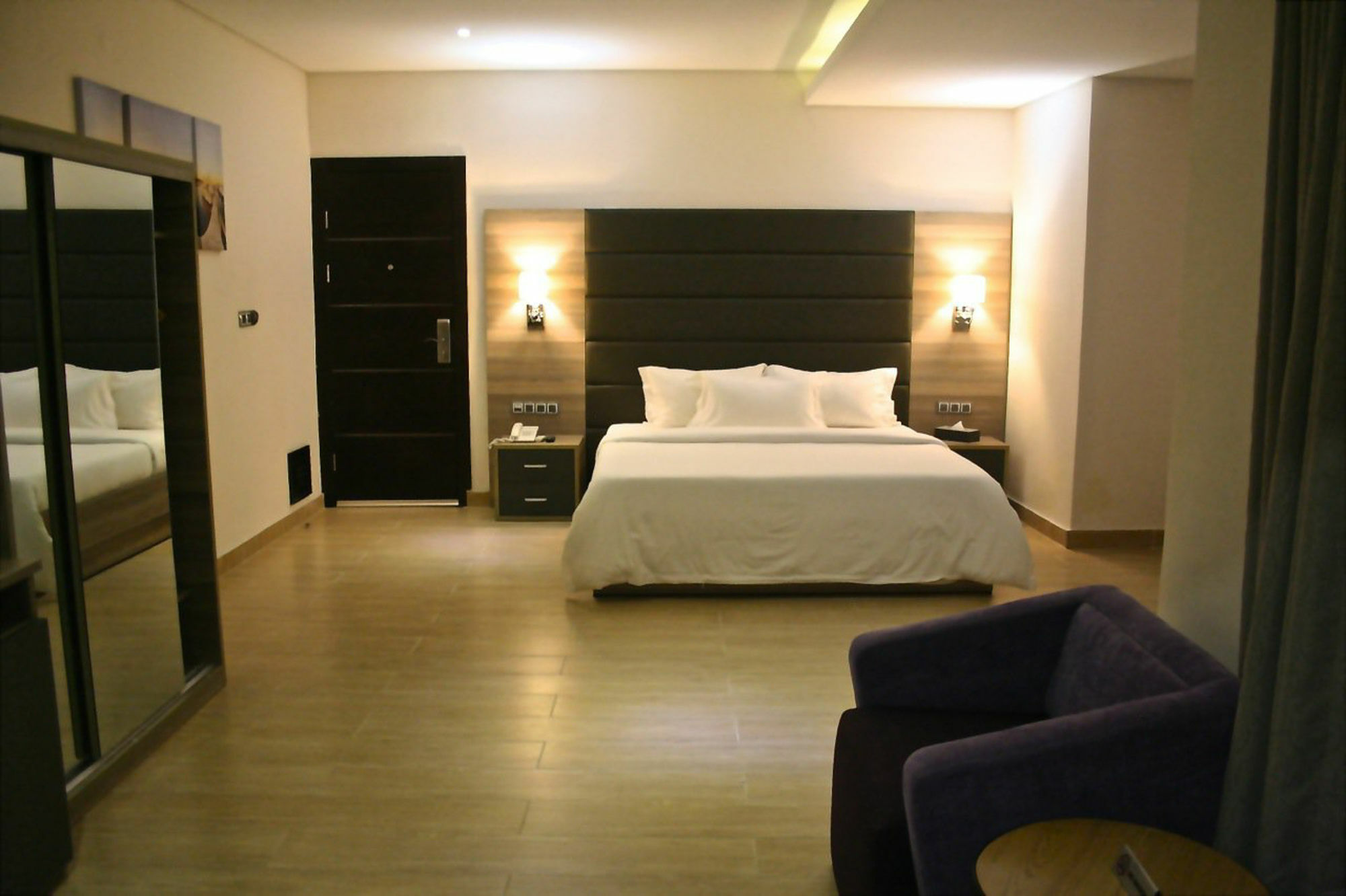 Scarlet Lodge Lagos Bagian luar foto